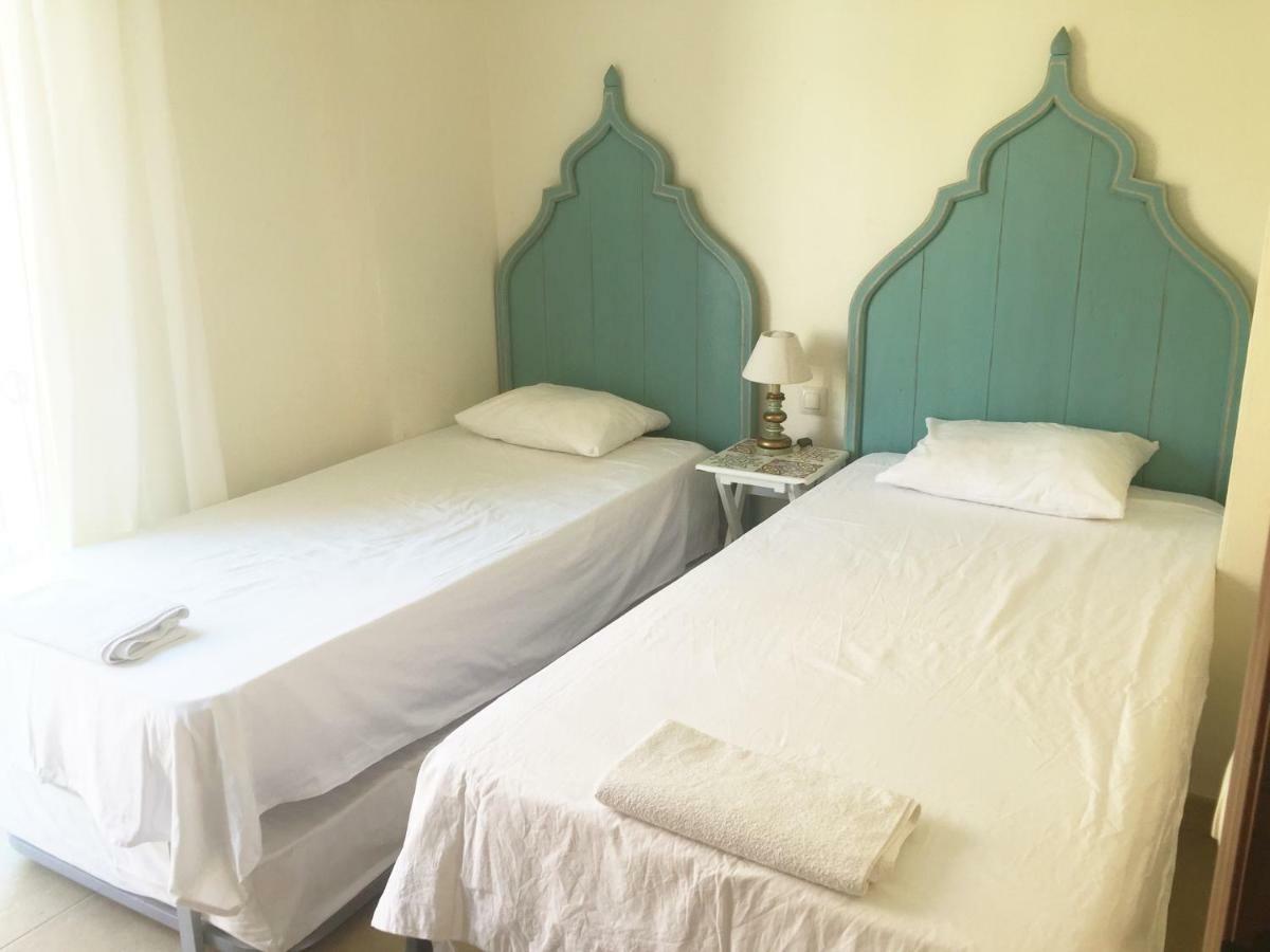 Casa 4 Habitaciones Con Jardin Y Piscina 10 Pax Zahara de los Atunes Luaran gambar